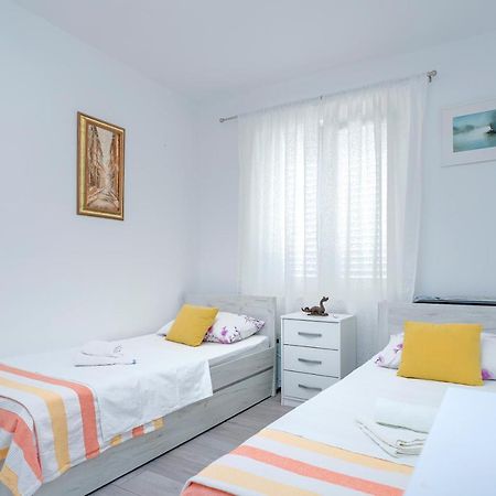 Kumquat Apartment - Zf Hvar フヴァル エクステリア 写真