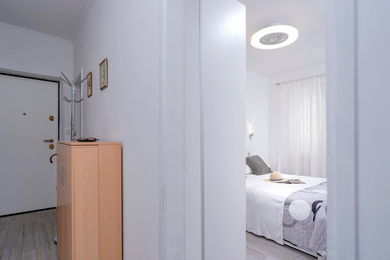 Kumquat Apartment - Zf Hvar フヴァル エクステリア 写真