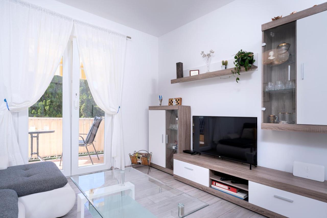 Kumquat Apartment - Zf Hvar フヴァル エクステリア 写真